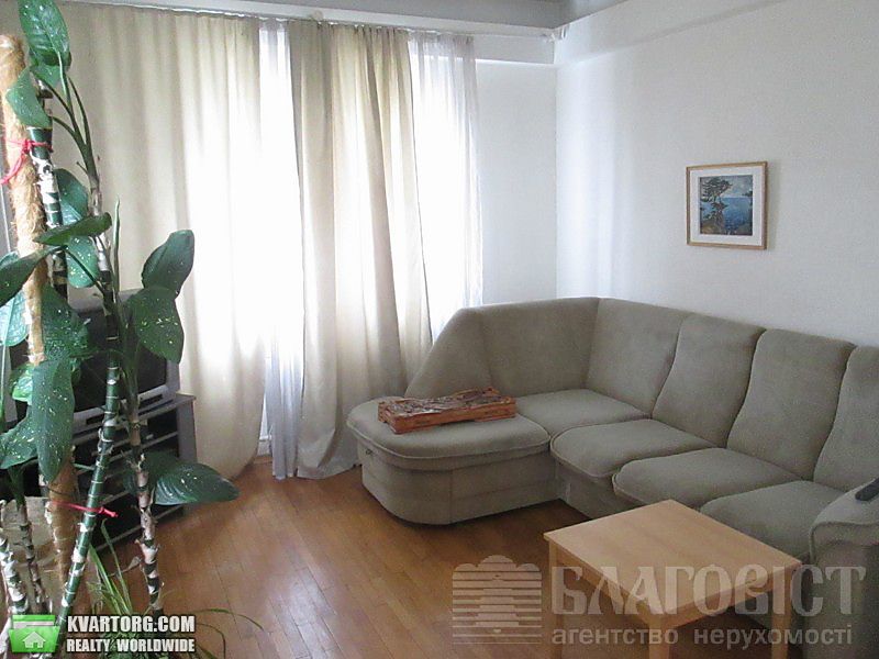 Sell 2-room apartment. Киев,  Барбюса — photo 1