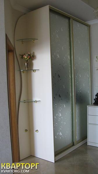Rent out 1-room apartment. Киев,  Оболонская наб — photo 4