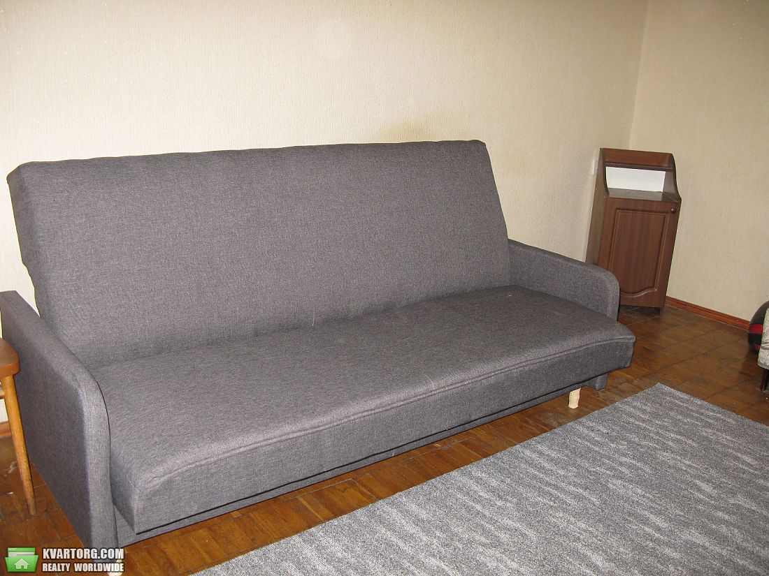 Rent out 1-room apartment. Киев, Вереснева — photo 6