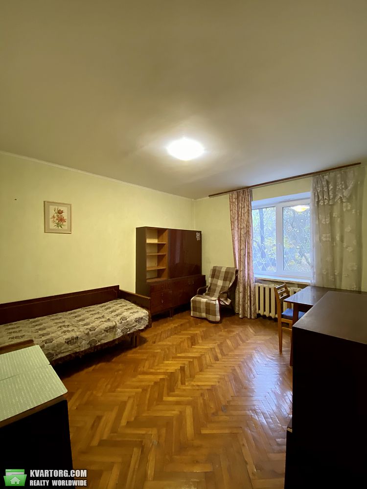 Rent out 3-room apartment. Киев, Дашавская — photo 1