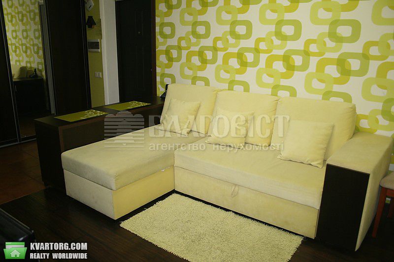 Rent out 3-room apartment. Киев,  Депутатская — photo 1