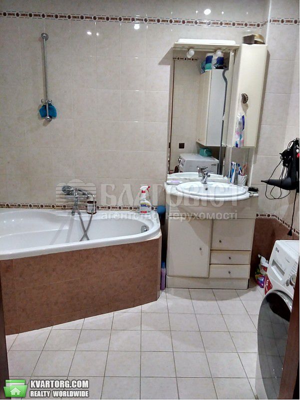 Sell 2-room apartment. Киев,  Паньковская — photo 3