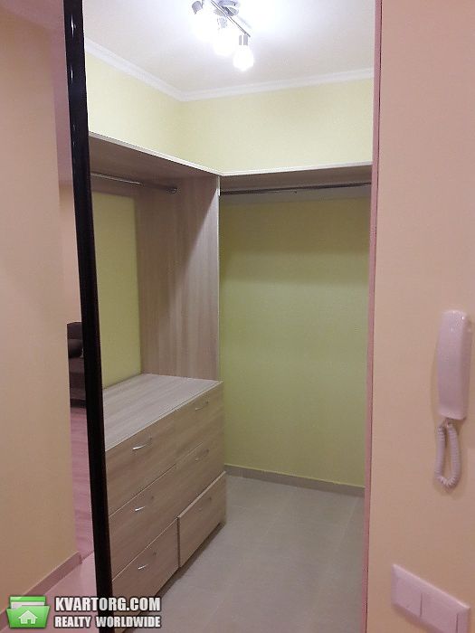 Rent out 2-room apartment. Киев,  Светлая — photo 7