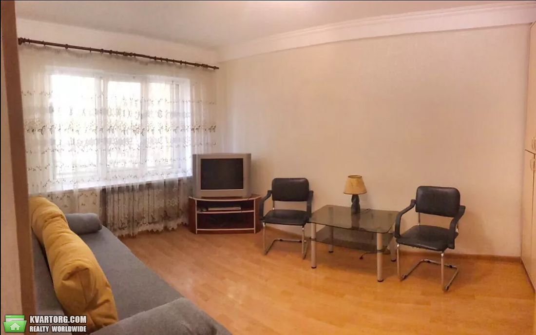 Rent out 1-room apartment. Киев,  Телиги — photo 4