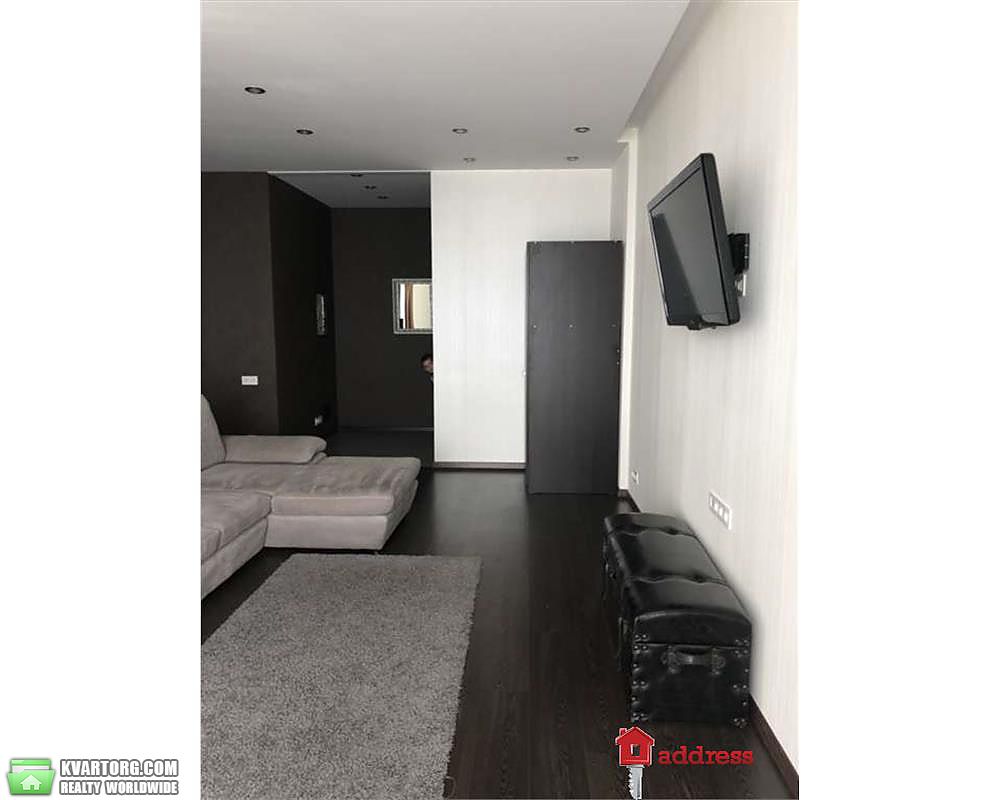 Rent out 1-room apartment. Киев,  Соломенская — photo 2