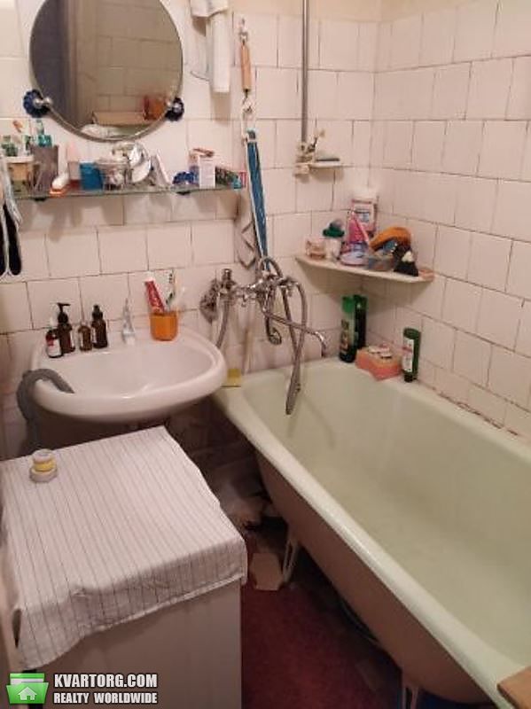 Sell 2-room apartment. Киев,  Лесной пр — photo 4