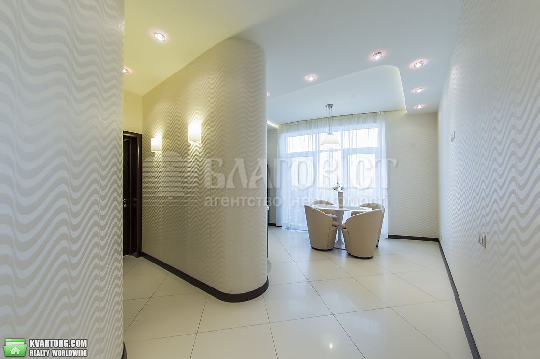 Rent out 2-room apartment. Киев,  Мельникова — photo 6