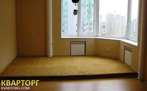 Rent out 1-room apartment. Киев,  Бажана — photo 1