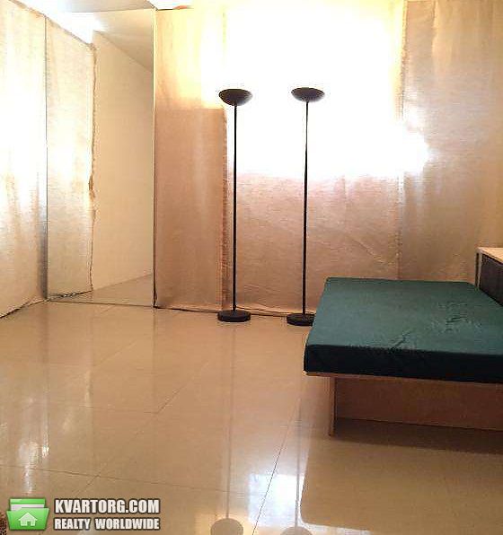 Sell 2-room apartment. Киев,  Уссурийский пер — photo 1