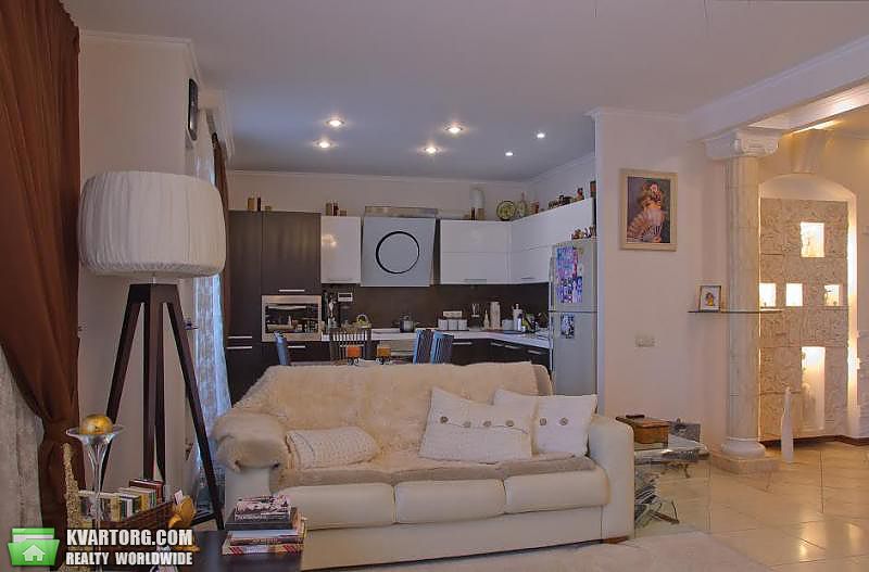 Sell 5-room apartment. Киев, Вузовская — photo 1