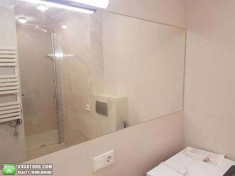 Rent out 3-room apartment. Киев, Лаврская — photo 6