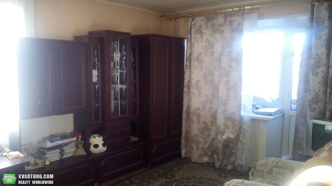 Rent out 1-room apartment. Киев, Бурмистенко ул. — photo 5