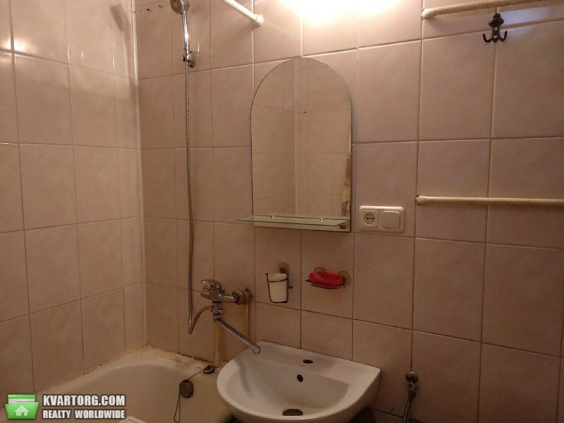 Rent out 1-room apartment. Киев,  Тульчинская — photo 6