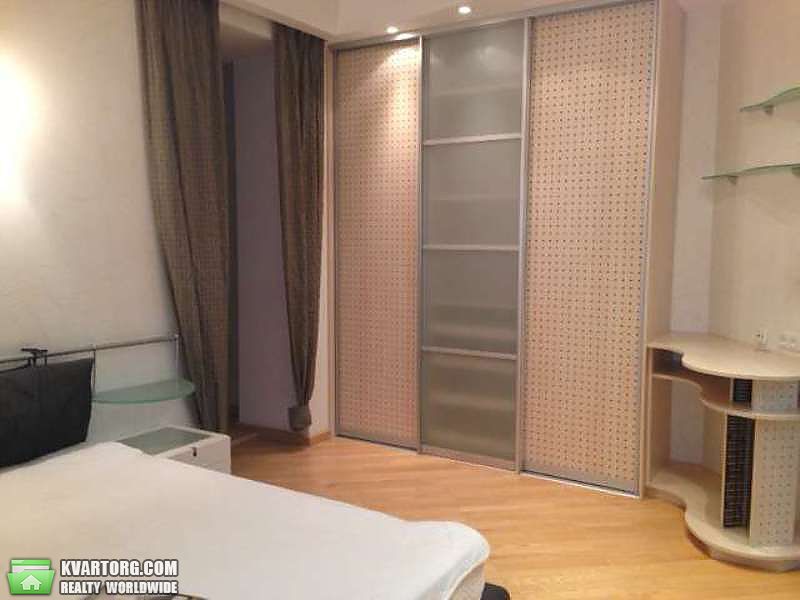 Rent out 3-room apartment. Киев,  Кловский спуск — photo 4