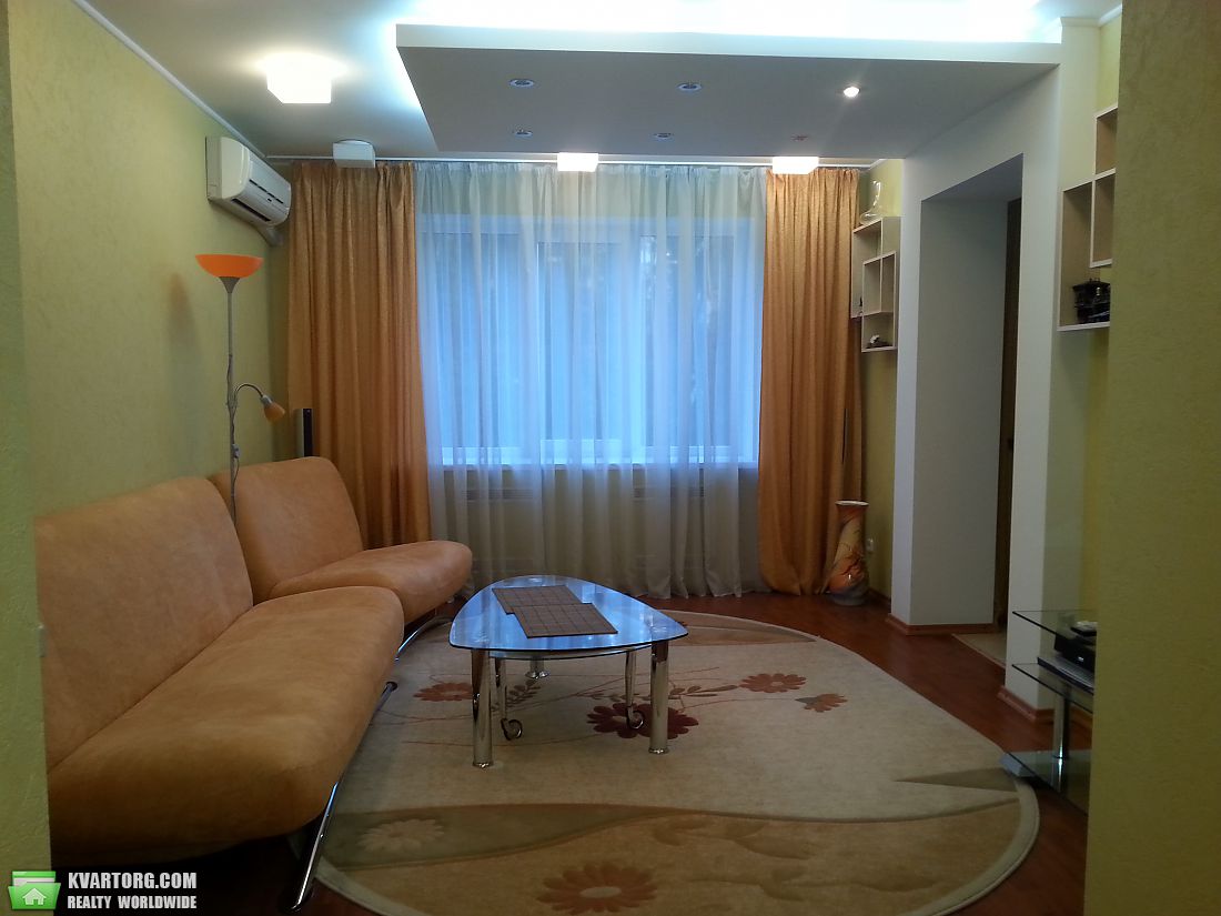 Rent out 3-room apartment. Днепропетровск, пр.Героев — photo 2