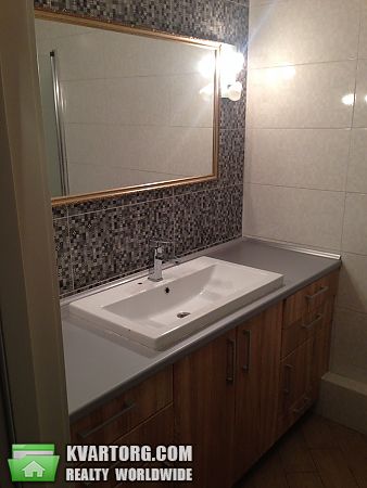 Sell 2-room apartment. Киев,  Ломоносова — photo 4