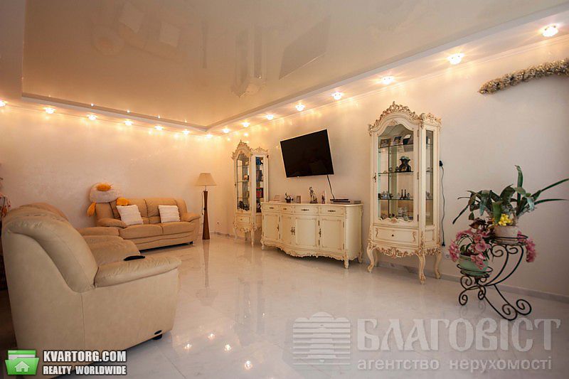 Sell 3-room apartment. Киев,  Ломоносова — photo 2