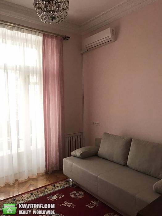 Rent out 3-room apartment. Киев,  Крещатик — photo 3