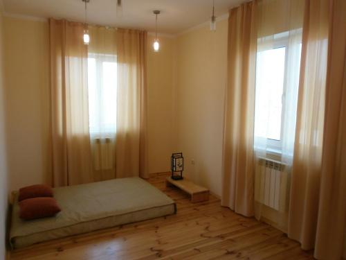 Sell house. Киевская обл., С/Т возле озера — photo 3