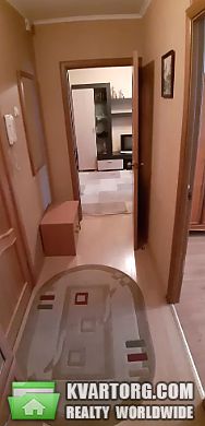 Rent out 2-room apartment. Киев,  Ватутина пр — photo 2