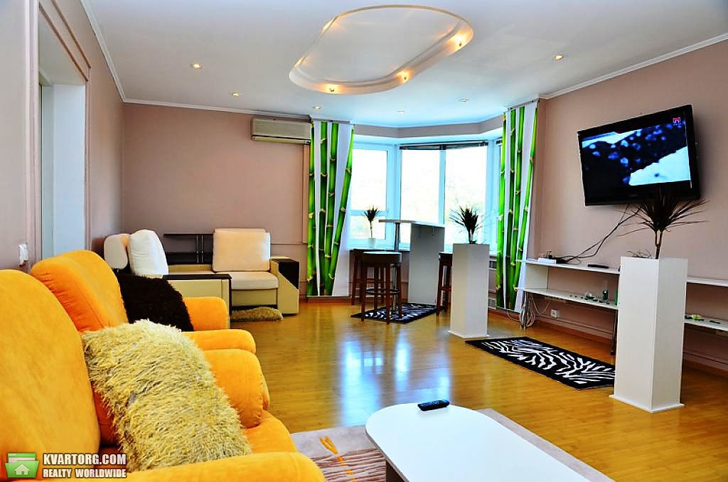 Rent out 3-room apartment. Днепропетровск, Яворницкого — photo 2