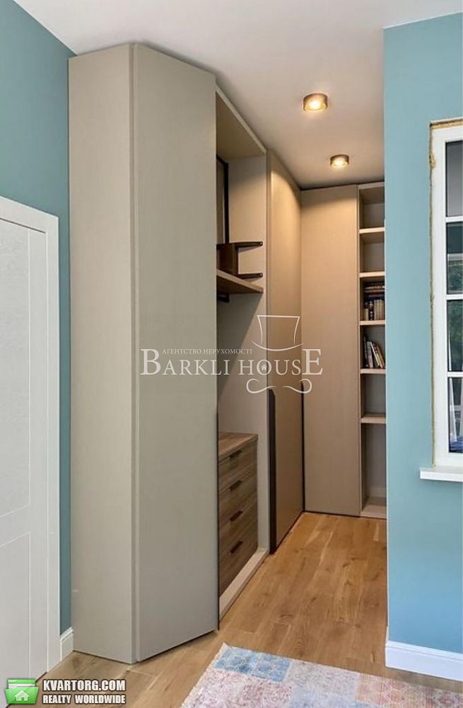 Rent out 3-room apartment. Киев, дегтярная — photo 8
