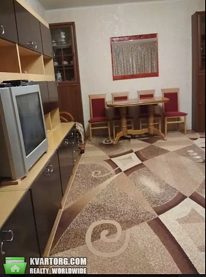 Rent out 1-room apartment. Киев,  Комбинатная — photo 4