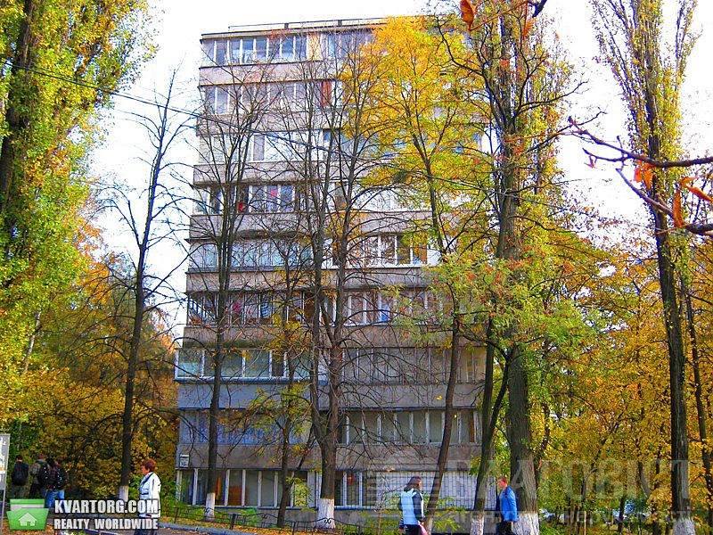 Sell 3-room apartment. Киев,  Щорса — photo 2