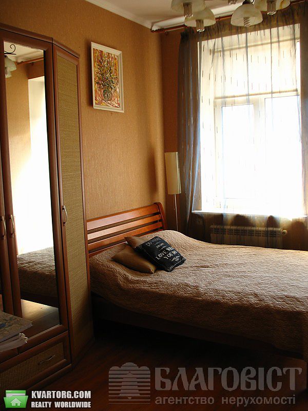 Sell 3-room apartment. Киев,  Петлюры — photo 1