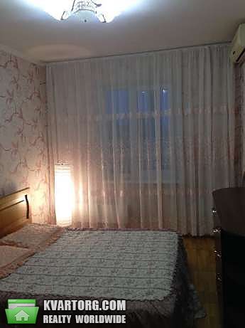 Rent out 2-room apartment. Киев,  Декабристов — photo 1