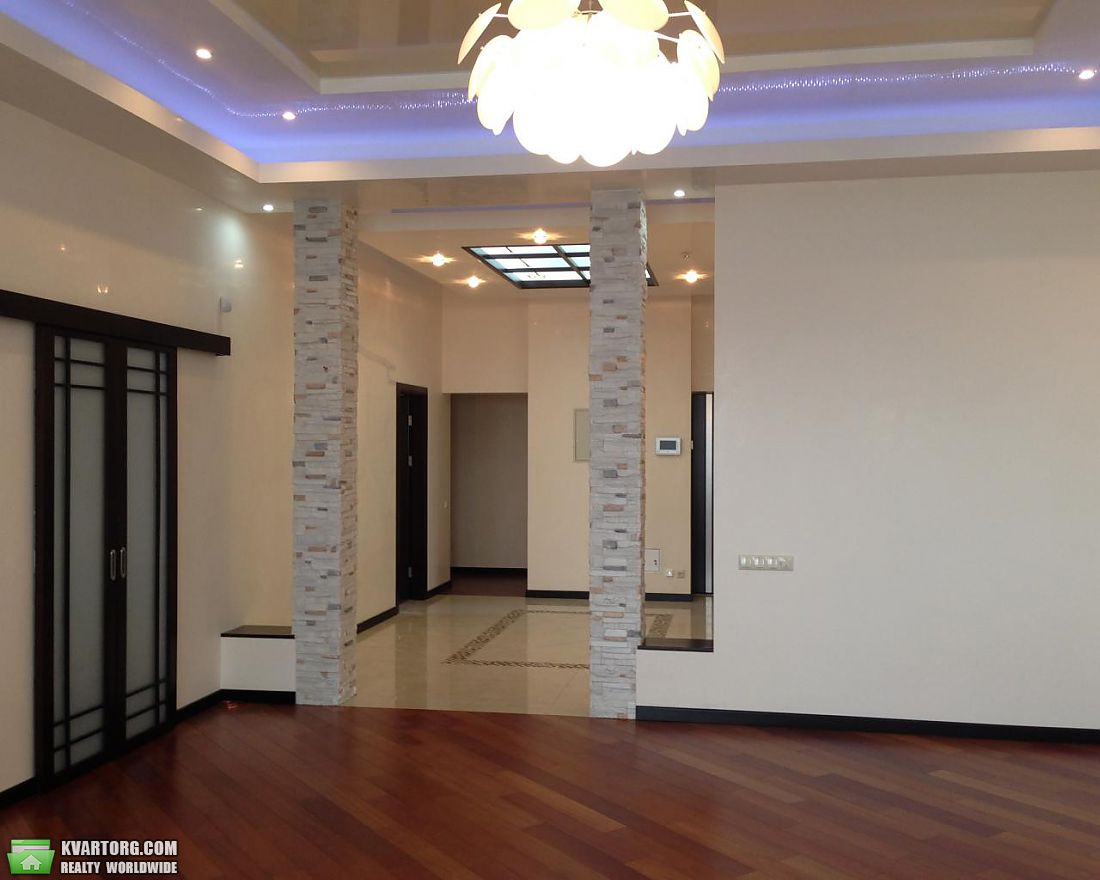 Rent out 4-room apartment. Киев,  Леси Украинки бул — photo 6