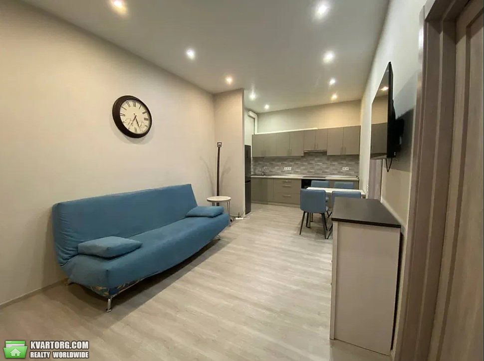 Rent out 2-room apartment. Киев, Коновальца — photo 2