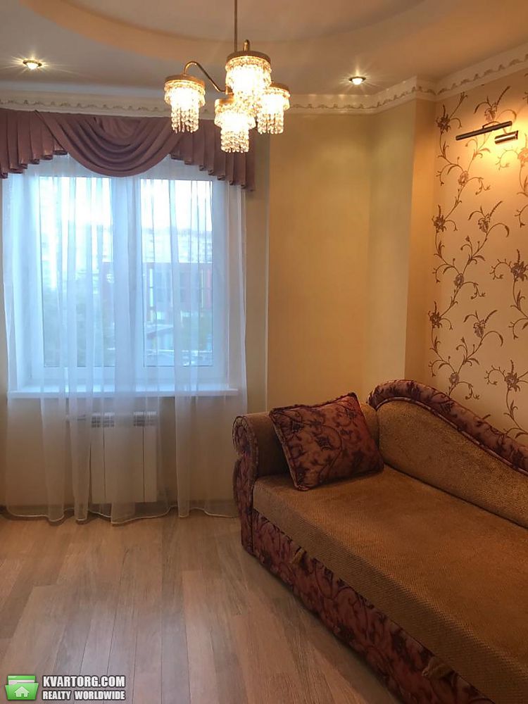 Rent out 3-room apartment. Киев,  Забилы — photo 5