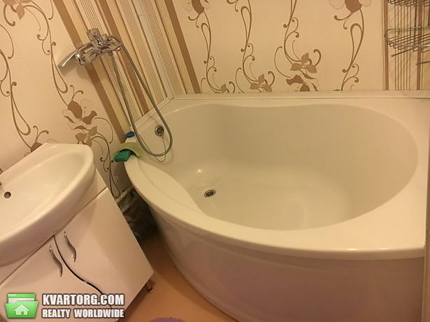 Rent out 1-room apartment. Киев,  Лукьяновская — photo 3