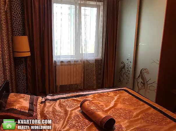 Rent out 2-room apartment. Киев, Олейника — photo 3