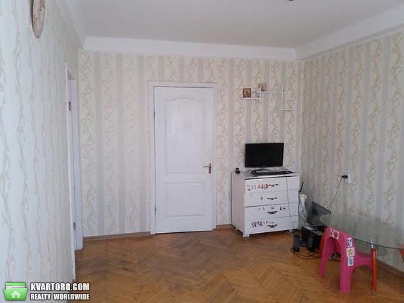 Sell 3-room apartment. Киев,  Зодчих — photo 5