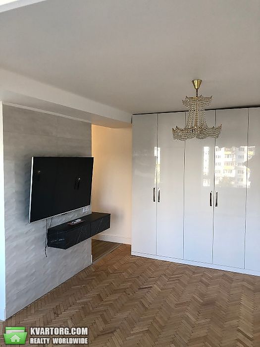 Sell 1-room apartment. Киев, пр. Голосеевский — photo 1