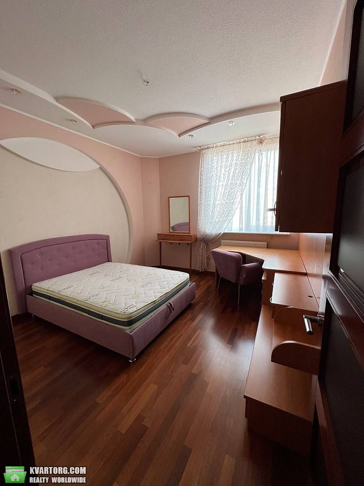 Rent out 4-room apartment. Днепропетровск, Павла Ниринберга — photo 9