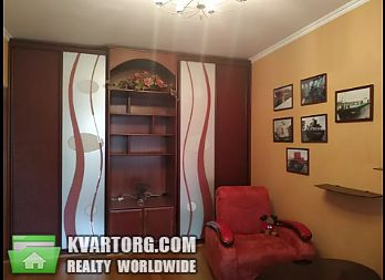Rent out 2-room apartment. Киев,  Симиренко — photo 1