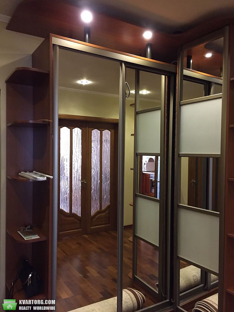 Rent out 2-room apartment. Киев,  Ломоносова — photo 7