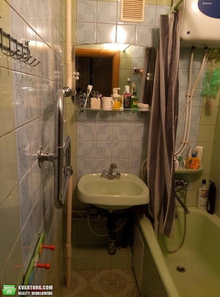 Sell 2-room apartment. Киев,  Энтузиастов — photo 1