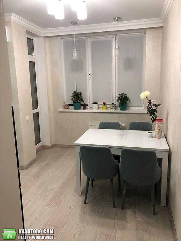 Sell 2-room apartment. Киев,  Черновола — photo 3