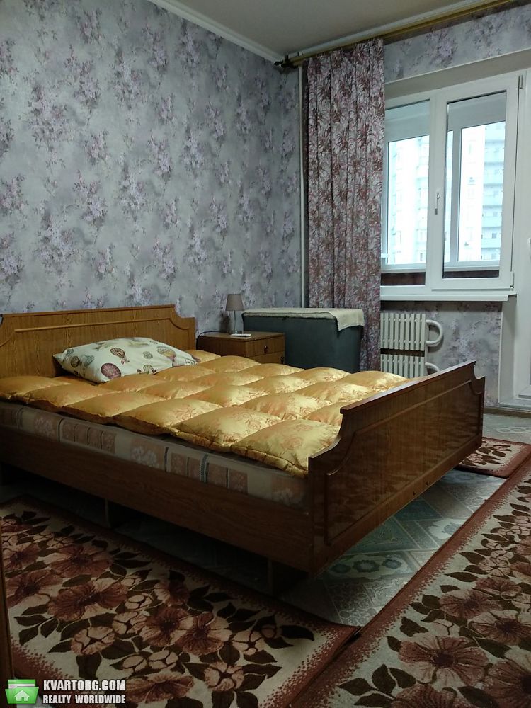 Rent out 3-room apartment. Киев,  Градинская — photo 4