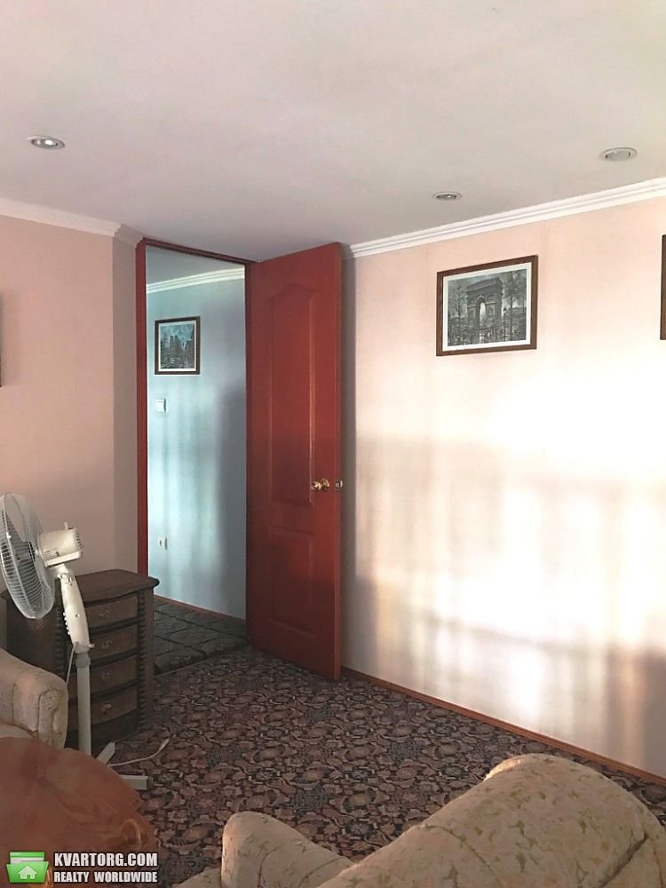 Sell 3-room apartment. Одесса, Дерибасовская — photo 1