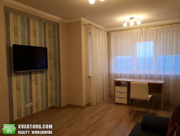 Rent out 4-room apartment. Киев,  Шумского — photo 7