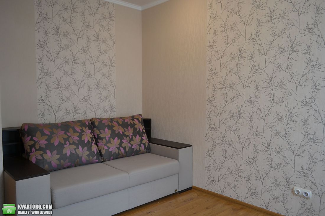 Rent out 3-room apartment. Киев,  Ломоносова — photo 5