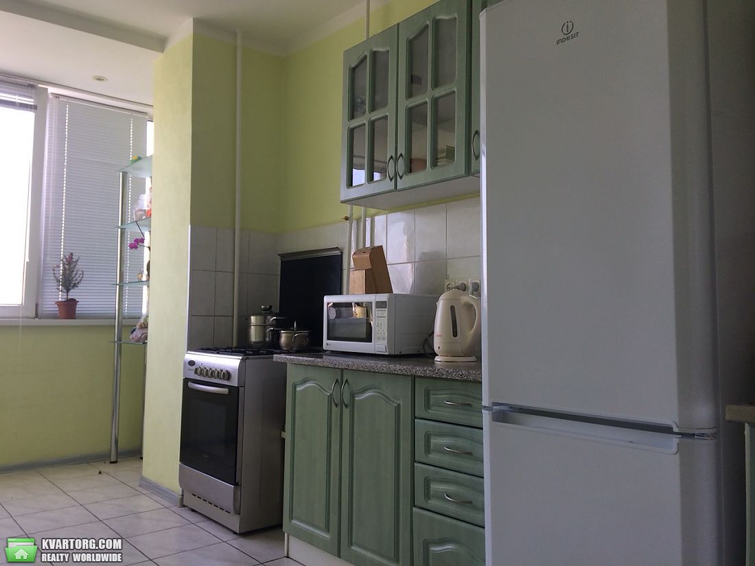 Rent out 2-room apartment. Киев,  Леси Украинки бул — photo 7