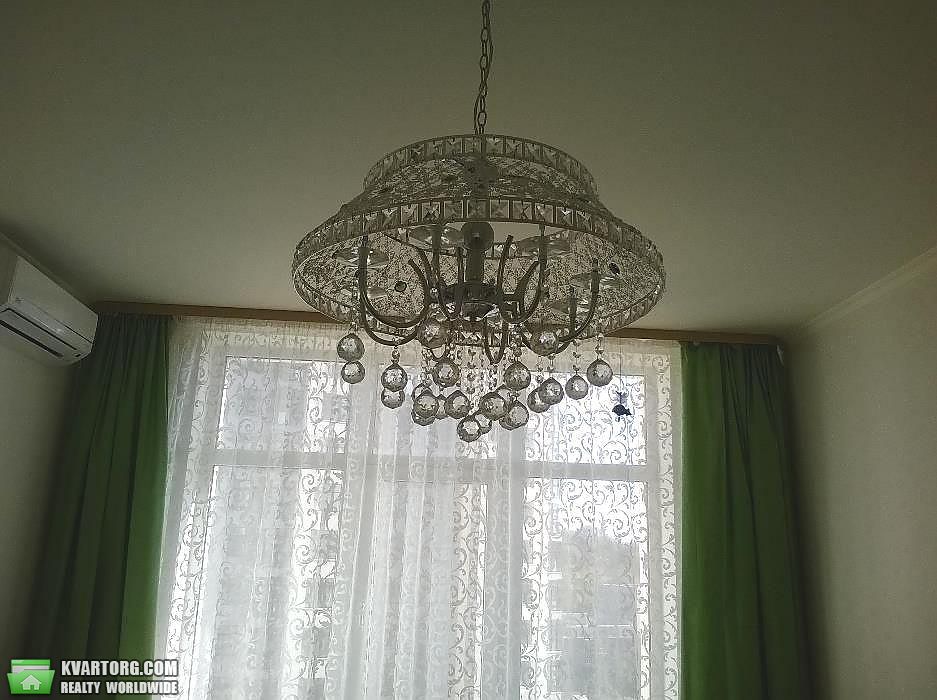 Rent out 2-room apartment. Киев,  Драгомирова — photo 2