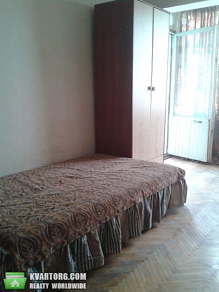 Rent out 1-room apartment. Киев, Березняковская — photo 2