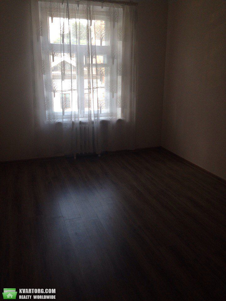 Sell 2-room apartment. Днепропетровск,  Московская — photo 1